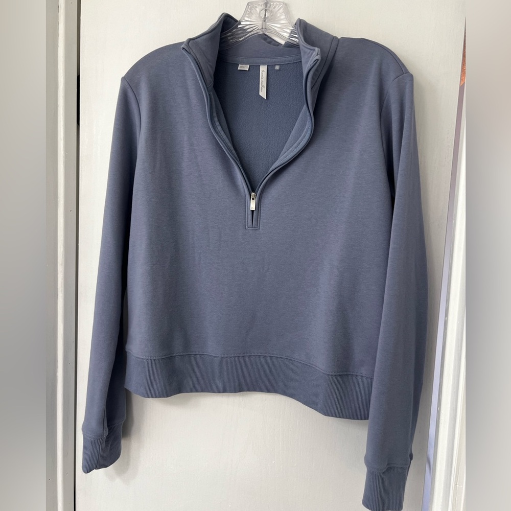 Women's TravisMathew Cloud Long Sleeve Golf 1/2 Zip Size Small